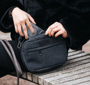 Schwarze Denim Hundespaziergangstasche - Crossbody