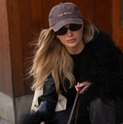 Braune Denim Cap - Fur Mama